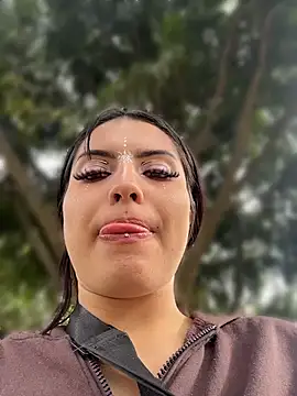 Jouse_hoffman_ - Flash tits in street x2