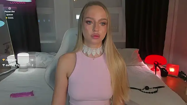 Zabavva - DOMI IN HER PANTIES AND BRING HER TO ORG