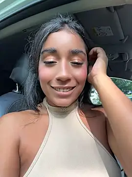 SaryJonex - NAKED IN PUBLIC PARK