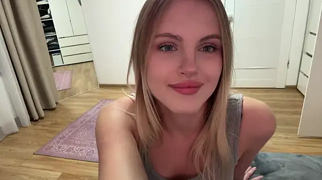 UnwedGrist - Slow shoulder and collarbone tease