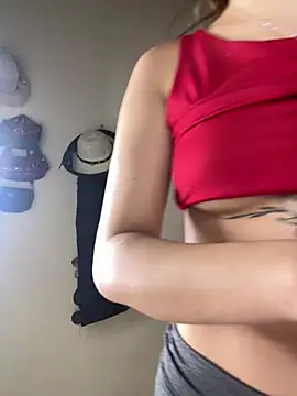 Lunny_Rosse - Show robot tits on your face!