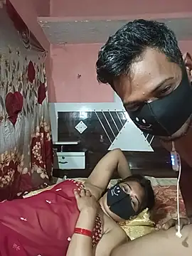 Hot_Indiancpl
