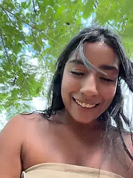 SaryJonex - NAKED IN PUBLIC PARK