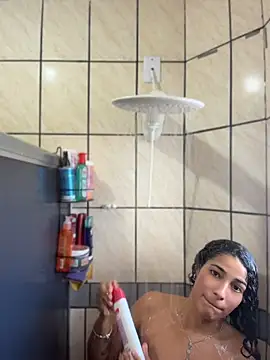 Luana_264 - Banho