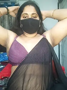 Doly_thebubbly - Boobs oil massage in public