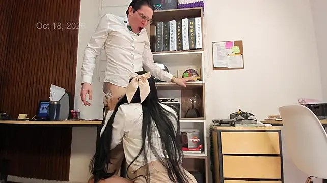 Office_Naughty_Girl - Assistant GIVES HIM A BLOWJOB 🏁