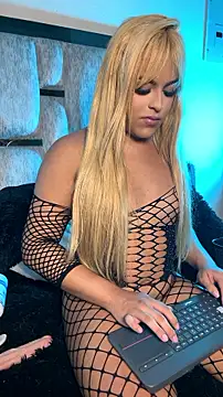 Salo_Blonde - oil show 🎀😍🍑