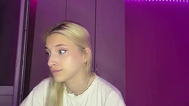 FiveFootBlonde