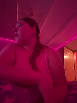Sassi_babe - Bis Ende des Streams oben frei + 1wunsch