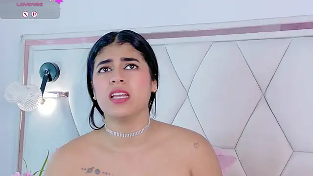 AbrilCollins - I WANT TO MASTURBATE MY PUSSY😈😈