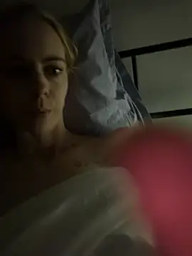 Julia59300