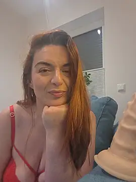 MissSubmission - Doggy Position and shake your Ass🔥