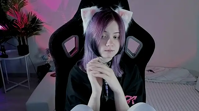Hikkacat - sexy teeth ✿ purring kitty