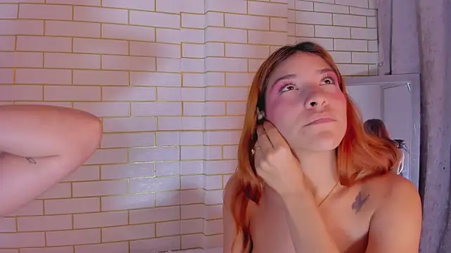 Be_dominated - two fingers in the pussy for Rousse