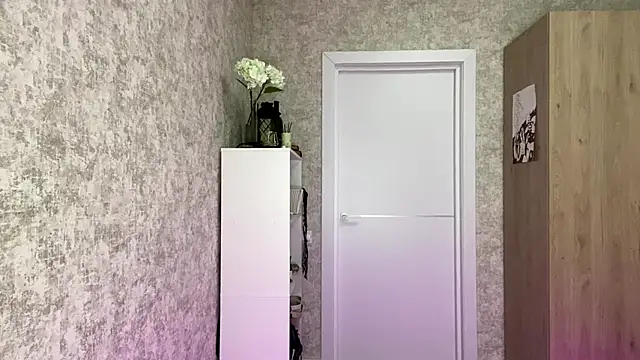 ShantellBuhrman - Dance with naked back