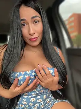 Areviklusine1 - Make me Squirt 💦💦💦💦