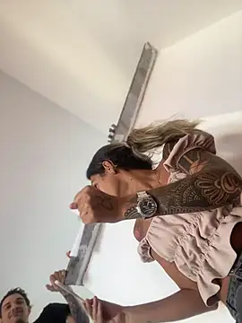 Sabrinaneves - Sentando no novinho