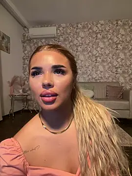 SofiBellini - Oil show with my stepsis