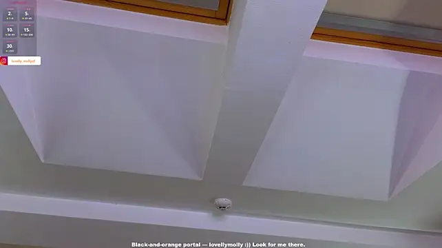 Lovelly_molly1 - eye contact + tease nipples