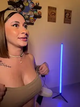 Chloe_rockss_ - zoom pussy and spank