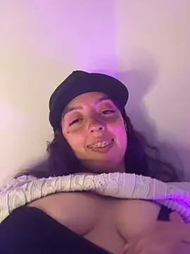 Sadashi_moon_ofice - I play with the pussy