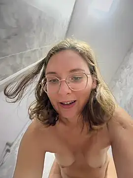 The_Snowwhitee - 27 cm Dildo in Public KFC❤️LastTipVideo