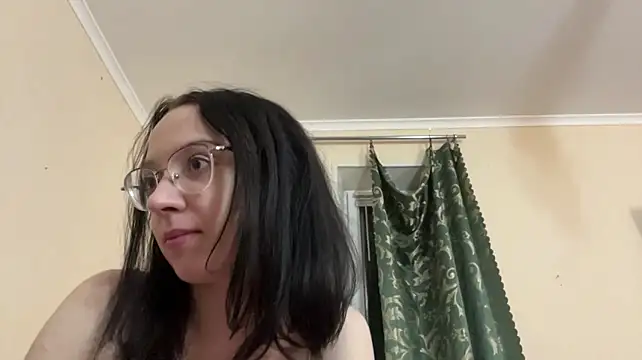EvaRavelle - take off my pants^^