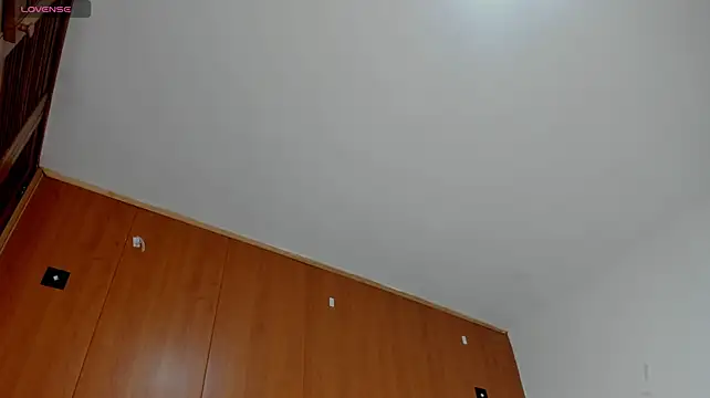 Wendy_Marchall - spank ass