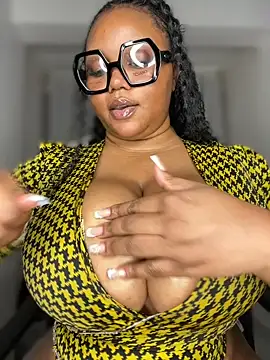 EliteSoraya - Dildo Fuck+Squirt💦💦