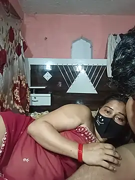 Hot_Indiancpl