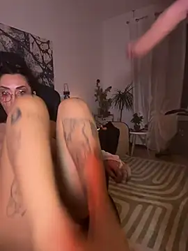 Nika_fendi - Nuda + 1 video lt