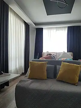 Evasweett__ - Whip the tail 5 times