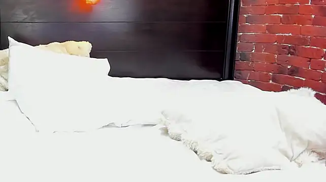 ChristynaRoss - SQUIRT SHOW