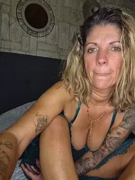 Dreamlove1 - 1,2 3,4doigts chatte +ctrl