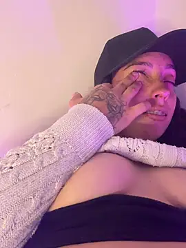 Sadashi_moon_ofice - I play with the pussy