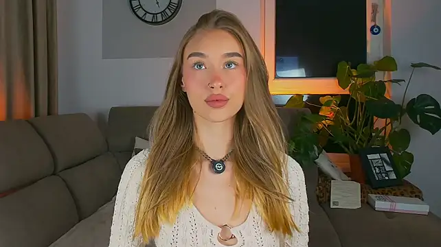 SugarSkye - Naked & ready to play 💋