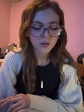 Alina-420 - show pussy