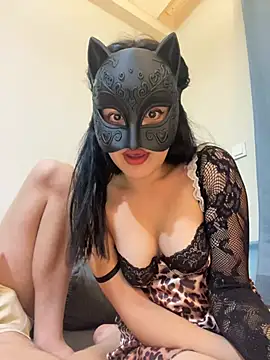 Hot_eyess - Tükür aşşağala köle muamele 💦