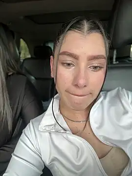 ARITOO_ - driving naked, masturbating at red light