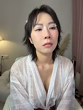 Nanako99 - 小粉插入5分钟