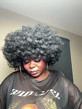 WomanNextdoor1 - Make this pussy scream 🙀 🍑💦daddy