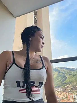 FOX_LATINA - Undress me on the balcony😈🤫🤫🤫