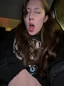 FroggyAnna - dangerous DOGGY in UBER! NO PANTIES!!
