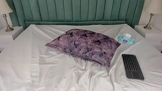 Kimjonnes01 - Oill in ass + fingers