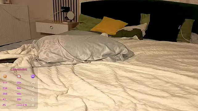 AvelinaSchepp - Fuck my pussy: Slowly 15 tk Deep 25 tk