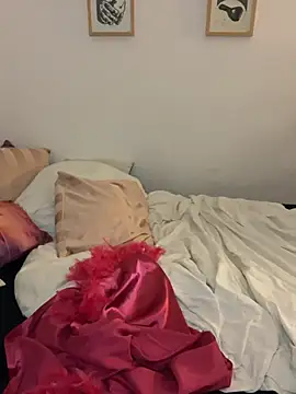 HannahMontana18