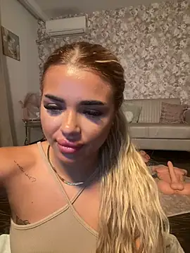 SofiBellini - Oil show with my stepsis