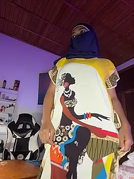 Yuli_arabic - ride dildo on the floor