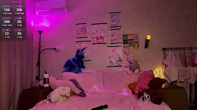 Fluttershyyy - toy inside my pussy