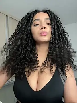Curlyierr - UNDRESS AND GET NAKED